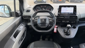 Peugeot Rifter Allure Pack 2019 | 1.5 BlueHDi 131 CP | Diesel | Manuală | Minivan | Import - imagine 7