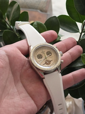 Ceas tip MOD Omega x Swatch "Mission to Saturn" impecabil
