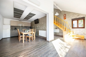 Casă 4 camere, garaj, foișor, grajd, 6000mp teren lângă padure - imagine 14