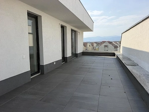penthouse 4 camere 115 mp + terase 80 mp Ratiu Selimbar