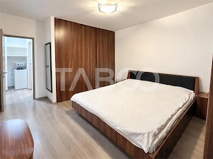 Apartament 3 camere de vanzare decomandat 54 mp zona Selimbar Sibiu - imagine 2