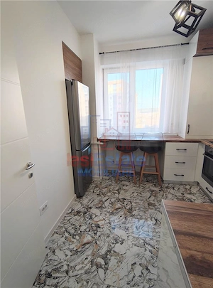 Visoianu - zona capat CUG - Apartament 1 camera decomandat - imagine 12
