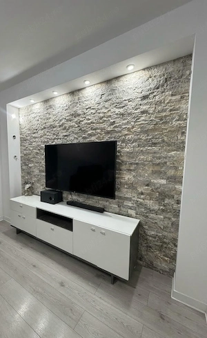 Apartament 3 camere, b-dul Dacia, vis a vis de statia Bucegi