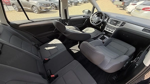 Volkswagen Golf 2016 | 1.2 TSI 85 CP BlueMotion Lounge | MANUALĂ garantie rate  - imagine 5