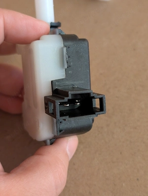 Actuator / Motoras Inchidere centralizata haion Audi A4 B6 A6 C5 VW Golf 4, 5 Octavia 2  - imagine 3