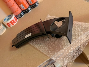 Suport pahar / cup holder BMW seria 5 E60, E61 partea stanga (cel curbat spre sofer) - imagine 2