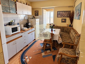 Apartament 4 camere decomandat | 82 mp utili | 20mp balcoane | Turnisor - imagine 5