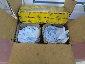 Set motor nou Dacia 1300 (cilindri si pistoane cu bolțuri) - imagine 3