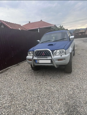 Vând Mitsubishi L200 2002