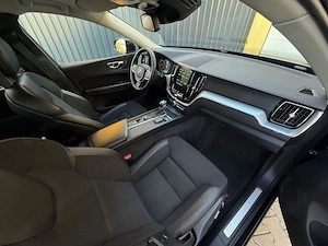 Volvo XC 60 - imagine 10