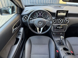 Mercedes-Benz A 200 - imagine 13