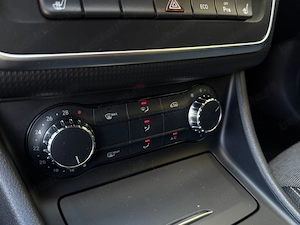 Mercedes-Benz A 200 - imagine 19