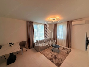 Apartament cu 2 camere de inchiriat-lux, loc de parcare, Dumbravita