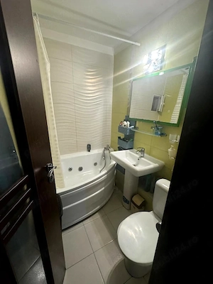 Apartament 3 camere Fratii Golesti - imagine 5