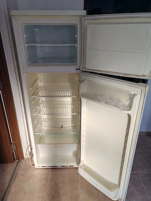 Vand Frigider Congelator 