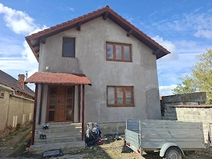 Casa de vanzare