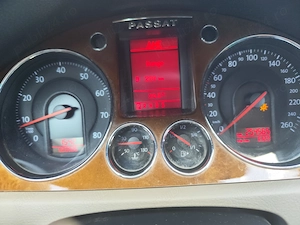 Volkswagen Passat B6 Variant 200 CP | Automat | Trapă solară - imagine 4