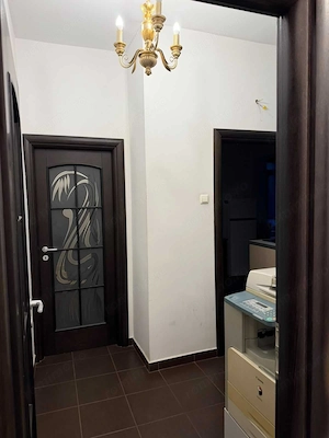 Apartament 3 camere, parter, Piața Romană – ideal locuință sau birou - imagine 4