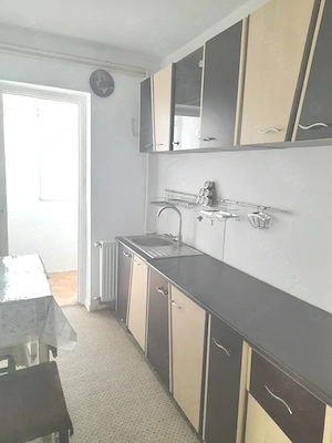 APARTAMENT 2 CAMERE, CONFORT 1, DECOMANDAT, CU 2 BALCOANE - imagine 3