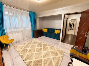 🏡 Apartament cu 3 camere de închiriat – Micro 20, 500 €/lună - imagine 2