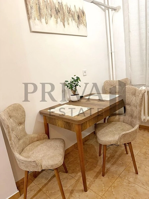 Apartament renovat 2 camere, etaj 1, centrala, vis-a-vis Iulius Mall - imagine 6