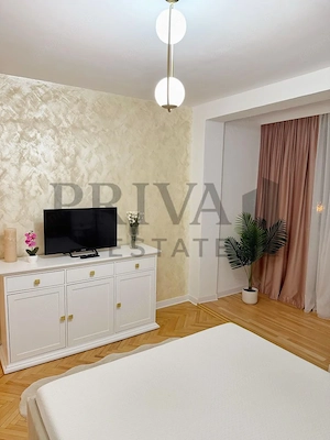 Apartament renovat 2 camere, etaj 1, centrala, vis-a-vis Iulius Mall - imagine 4
