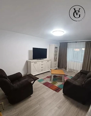 Apartament 2 camere decomandat | Zona Dezrobirii | Inel 2 - imagine 2
