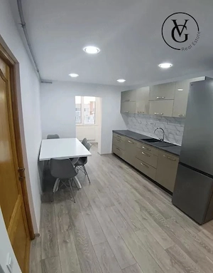 Apartament 2 camere decomandat | Zona Dezrobirii | Inel 2 - imagine 5