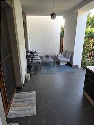 DUMBRAVITA - TRIPLEX SPATIOS - MOBILAT SI UTILAT - ZONA EXCELENTA - imagine 11