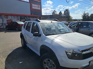 Dacia duster de vînzare.
