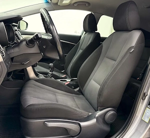 Hyundai i30 1.4 MPi Highway Heat+ - imagine 16