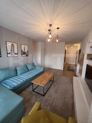 Apartament 3 camere, 2 băi, balcon 11 mp, mobilat, Bună Ziua