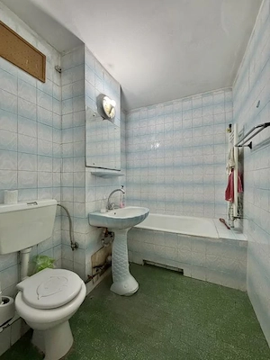 Apartament 4 camere, decomandat, etaj 1, zona Dambovita  - imagine 13