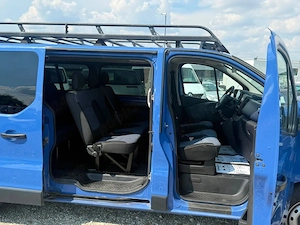 Opel Vivaro 8+1 locuri - imagine 3