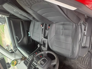 Proprietar vând Audi a4b7, 1.6 benzina MPI  - imagine 4