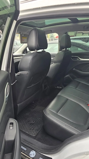 MG ZS EV Luxury - Full Electric - imagine 8
