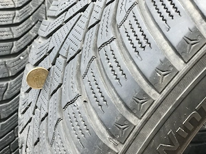Vand 4 anvelope de iarna Kumho Winterkraft 235/55 R17  - imagine 3