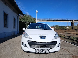 Peugeot 207 Tendance - imagine 2