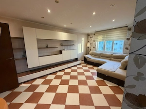 Vanzare apartament 3 camere
