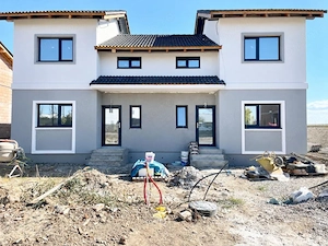 Duplex 80mp utili si 274mp teren la cheie - Mosnita Noua 