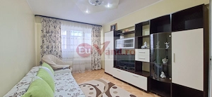 De inchiriat apartament cu 2 camere Micro 14, etaj 1, 350 euro - imagine 2