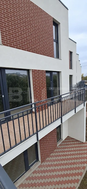 Casa cu vedere la lac, 120 mp, zona Rediu 