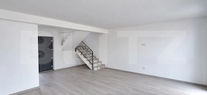 Casa cu vedere spre lac, 120 mp, zona Rediu