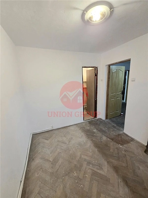 Apartament 2 camere Zona Brotacei - imagine 7