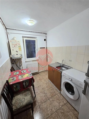 Apartament 2 camere Zona Brotacei - imagine 5