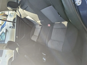Vând golf 4 motor 1.4 benzină  - imagine 9