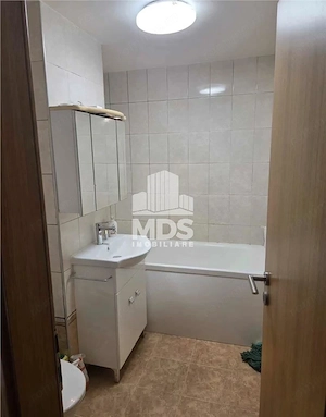 2 camere etaj 1 cu centrala propie linga parc - imagine 6