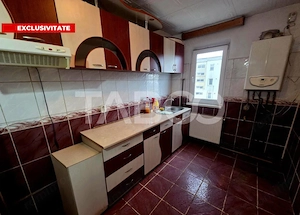 Apartament 2 camere semidecomandat de vanzare etaj 3 T. Vladimirescu - imagine 2