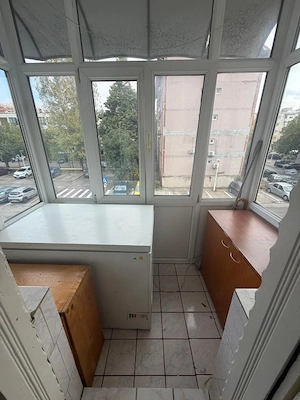 Apartament cu 3 camere, 54 mp, semidecomandat, et 2, zona Craiovita Noua - imagine 10