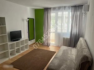 Inchiriez apartament 2 camere Campia Libertatii, la 10 minute metrou Piata Muncii, renovat. - imagine 2